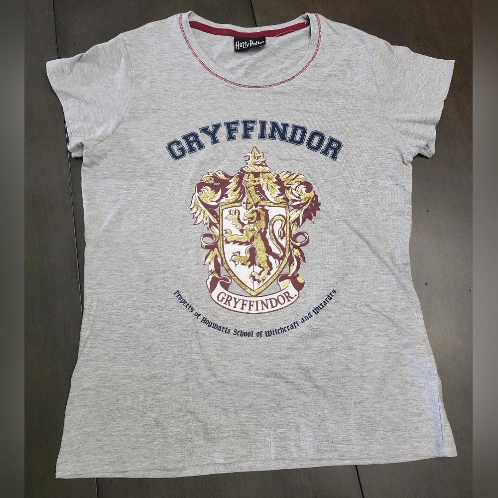 Harry Potter "Gryffindor" Short Sleeve T-Shirt Size Small